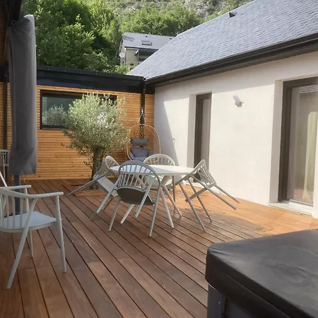 Le Paula Agos-Vidalos