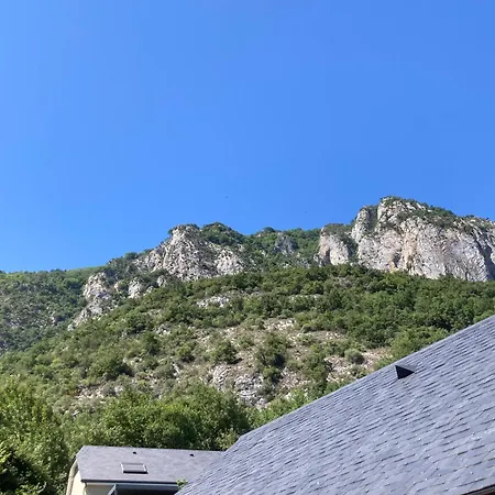 Le Paula Villa *